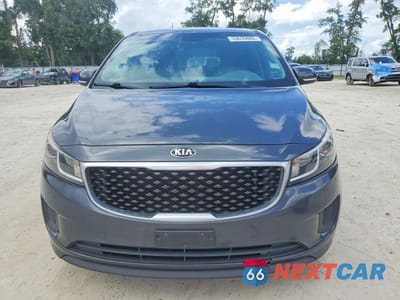 Piąte zdjęcie samochodu w środku: 2015 KIA SEDONA LX VIN:KNDMB5C15F6020702 - miniatura