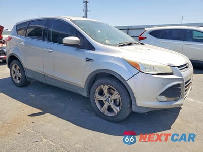 Czwarte zdjęcie samochodu z boku: 2013 FORD ESCAPE SE VIN:1FMCU0GX5DUB24974 - miniatura
