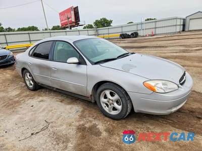 Czwarte zdjęcie samochodu z boku: 2003 FORD TAURUS SES VIN:1FAFP55223G213563 - miniatura