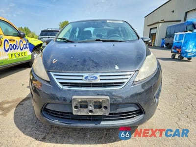 Piąte zdjęcie samochodu w środku: 2013 FORD FIESTA SE VIN:3FADP4BJ2DM129506 - miniatura
