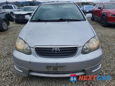 Piąte zdjęcie samochodu w środku: 2005 TOYOTA COROLLA S VIN:1NXBR30E75Z463633 - miniatura