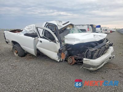 Czwarte zdjęcie samochodu z boku: 2003 CHEVROLET SILVERADO K1500 VIN:1GCHK24133E270858 - miniatura
