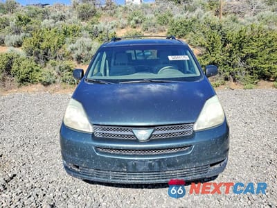 Piąte zdjęcie samochodu w środku: 2004 TOYOTA SIENNA LE VIN:5TDBA23C54S022912 - miniatura