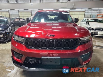 Piąte zdjęcie samochodu w środku: 2025 JEEP GRAND CHEROKEE LIMITED VIN:1C4RJHBG2SC335288 - miniatura