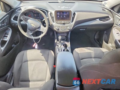 Zdjęcie 8 z 12 samochodu: 2019 CHEVROLET MALIBU LS VIN:1G1ZB5ST4KF188794 - miniatura