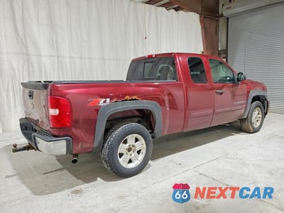 Trzecie zdjęcie samochodu z tyłu: 2009 CHEVROLET SILVERADO K1500 LT VIN:2GCEK290X91121277 - miniatura