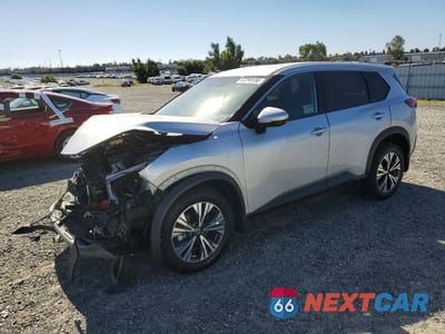 2021 NISSAN ROGUE SV 5N1AT3BA1MC825273 - główne zdjęcie licytacji z USA - miniatura