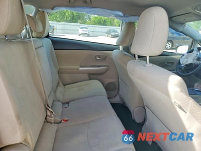 Zdjęcie 11 z 13 samochodu: 2013 TOYOTA PRIUS V THREE VIN:JTDZN3EU8D3224739 - miniatura