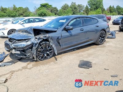 2022 BMW M8 WBSGV0C01NCH35275 - główne zdjęcie licytacji z USA - miniatura