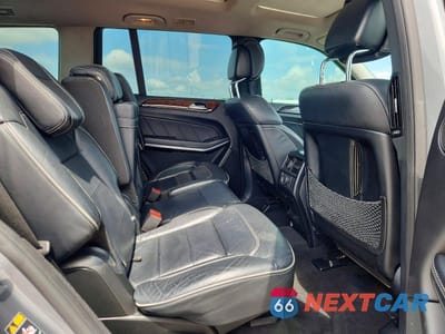 Zdjęcie 10 z 12 samochodu: 2014 MERCEDES-BENZ GL 550 4MATIC VIN:4JGDF7DEXEA311379 - miniatura