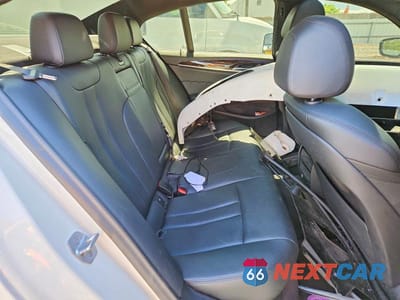 Zdjęcie 10 z 12 samochodu: 2020 BMW 530 XI VIN:WBAJR7C02LWW80593 - miniatura