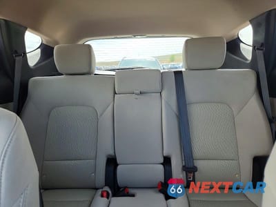 Zdjęcie 10 z 13 samochodu: 2016 HYUNDAI SANTA FE SPORT 2.4L VIN:5XYZTDLB5GG361599 - miniatura