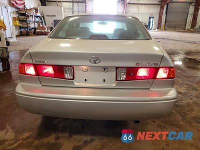 Zdjęcie 6 z 12 samochodu: 2000 TOYOTA CAMRY XLE V6 VIN:JT2BF28K5Y0253117 - miniatura
