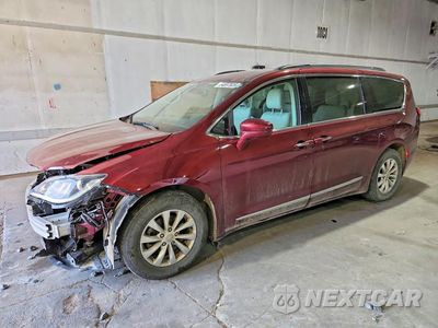 2017 CHRYSLER PACIFICA TOURING L 2C4RC1BGXHR565890 - główne zdjęcie licytacji z USA - miniatura