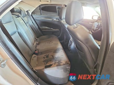 Zdjęcie 10 z 12 samochodu: 2019 CHRYSLER 300 LIMITED VIN:2C3CCAEG4KH609594 - miniatura