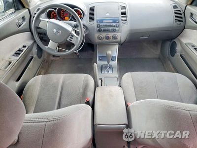 Zdjęcie 8 z 12 samochodu: 2005 NISS ALTIMA VIN:1N4AL11D45C156668 - miniatura