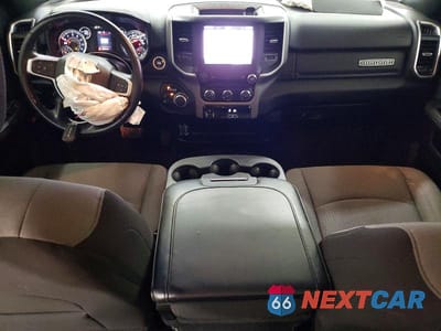 Zdjęcie 8 z 13 samochodu: 2024 RAM 2500 BIG HORN VIN:3C6UR5DJ1RG365147 - miniatura
