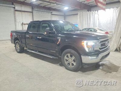 Czwarte zdjęcie samochodu z boku: 2021 FORD F150 SUPERCREW VIN:1FTFW1ED0MFC14998 - miniatura