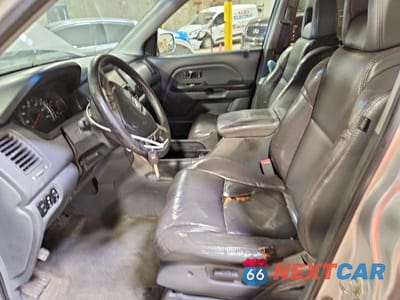 Zdjęcie 7 z 14 samochodu: 2005 HONDA PILOT EXL VIN:5FNYF186X5B041633 - miniatura