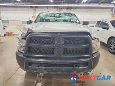 Piąte zdjęcie samochodu w środku: 2015 RAM 2500 ST VIN:3C6MR5AJ7FG689140 - miniatura