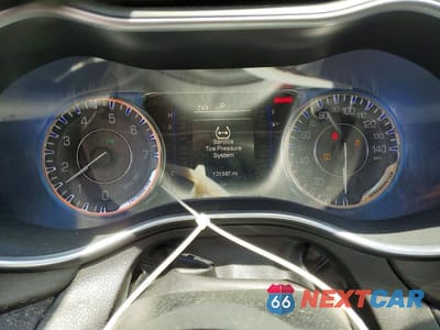 Zdjęcie 9 z 12 samochodu: 2015 CHRYSLER 200 LIMITED VIN:1C3CCCAB4FN702876 - miniatura