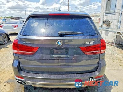 Zdjęcie 6 z 13 samochodu: 2016 BMW X5 XDR40E VIN:5UXKT0C59G0S75849 - miniatura