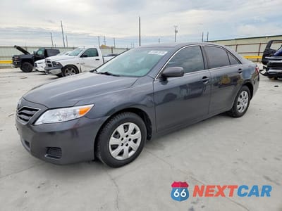 2010 TOYOTA CAMRY LE 4T1BF3EK9AU039355 - główne zdjęcie licytacji z USA - miniatura