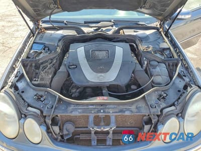 Zdjęcie 11 z 12 samochodu: 2006 MERCEDES-BENZ E 350 VIN:WDBUF56J36A934913 - miniatura