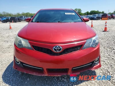 Piąte zdjęcie samochodu w środku: 2014 TOYOTA CAMRY SE VIN:4T1BF1FK8EU766303 - miniatura