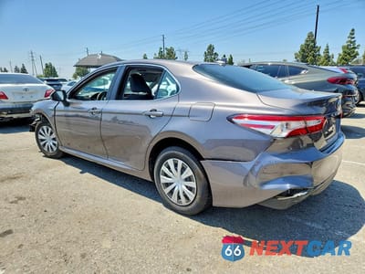 Drugie zdjęcie samochodu z przodu: 2019 TOYOTA CAMRY LE VIN:4T1B31HK9KU512391 - miniatura