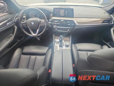 Zdjęcie 8 z 12 samochodu: 2020 BMW 530 I VIN:WBAJR3C03LWW78022 - miniatura