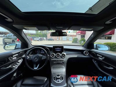 Zdjęcie 9 z 10 samochodu: 2018 MERCEDES-BENZ GLC 300 4MATIC VIN:WDC0G4KB7JV102881 - miniatura