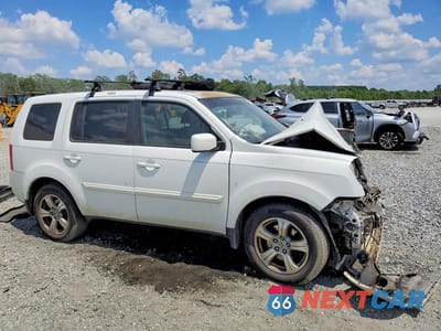 Czwarte zdjęcie samochodu z boku: 2013 HONDA PILOT EXL VIN:5FNYF4H5XDB031823 - miniatura