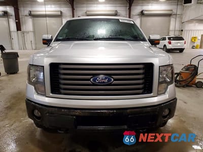 Piąte zdjęcie samochodu w środku: 2011 FORD F150 SUPERCREW VIN:1FTFW1ET7BKD88885 - miniatura