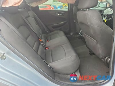 Zdjęcie 10 z 12 samochodu: 2017 CHEVROLET MALIBU LT VIN:1G1ZE5ST1HF283765 - miniatura