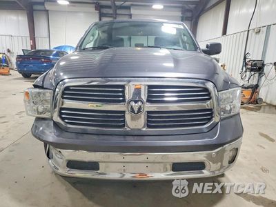Piąte zdjęcie samochodu w środku: 2016 RAM 1500 SLT VIN:1C6RR7LT3GS364513 - miniatura