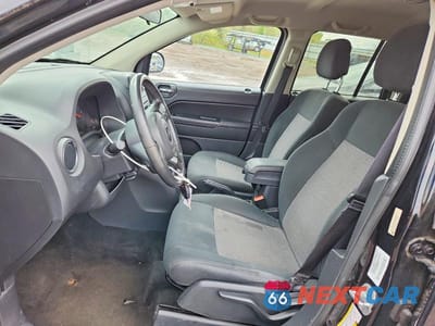 Zdjęcie 7 z 13 samochodu: 2012 JEEP COMPASS LATITUDE VIN:1C4NJCEB5CD685320 - miniatura