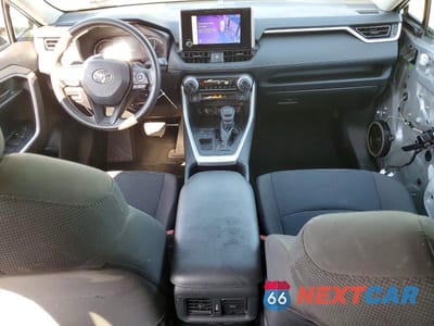 Zdjęcie 8 z 14 samochodu: 2024 TOYOTA RAV4 LE VIN:2T3H1RFV7RW323171 - miniatura