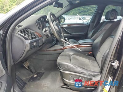 Zdjęcie 7 z 12 samochodu: 2011 BMW X6 XDRIVE50I VIN:5UXFG8C56BLZ95640 - miniatura