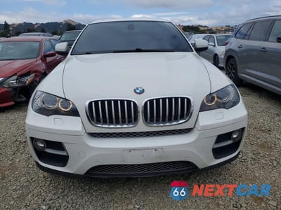 Piąte zdjęcie samochodu w środku: 2014 BMW X6 XDRIVE35I VIN:5UXFG2C50E0C45687 - miniatura