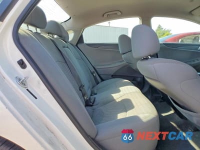 Zdjęcie 10 z 12 samochodu: 2014 HYUNDAI SONATA GLS VIN:5NPEB4AC1EH875159 - miniatura