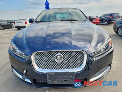 Piąte zdjęcie samochodu w środku: 2012 JAGUAR XF PORTFOLIO VIN:SAJWA0HB2CLS27904 - miniatura