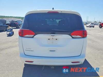 Zdjęcie 6 z 13 samochodu: 2021 CHRYSLER VOYAGER LXI VIN:2C4RC1DG7MR541540 - miniatura