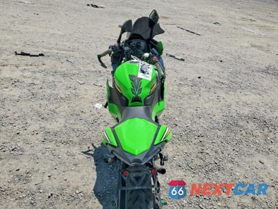 Zdjęcie 6 z 9 samochodu: 2025 KAWASAKI EX500 A VIN:ML5EXGJ12SDA54815 - miniatura