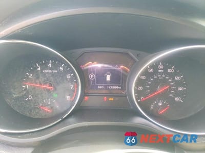 Zdjęcie 9 z 13 samochodu: 2018 KIA SEDONA LX VIN:KNDMB5C11J6410673 - miniatura