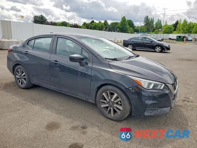 Czwarte zdjęcie samochodu z boku: 2020 NISSAN VERSA SV VIN:3N1CN8EV3LL866450 - miniatura