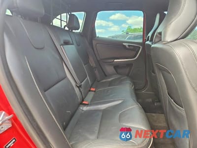 Zdjęcie 11 z 14 samochodu: 2017 VOLVO XC60 T6 R-DESIGN PLATINUM VIN:YV449MRS6H2221764 - miniatura