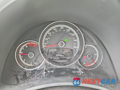 Zdjęcie 9 z 12 samochodu: 2019 VOLKSWAGEN BEETLE S VIN:3VW5DAAT4KM506887 - miniatura