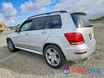 Drugie zdjęcie samochodu z przodu: 2015 MERCEDES-BENZ GLK 350 4MATIC VIN:WDCGG8JBXFG417869 - miniatura