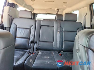 Zdjęcie 10 z 14 samochodu: 2020 CHEVROLET SUBURBAN K1500 LT VIN:1GNSKHKC5LR302562 - miniatura